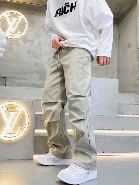 2025年12月26日秋冬新作Balenciagaスラックス...