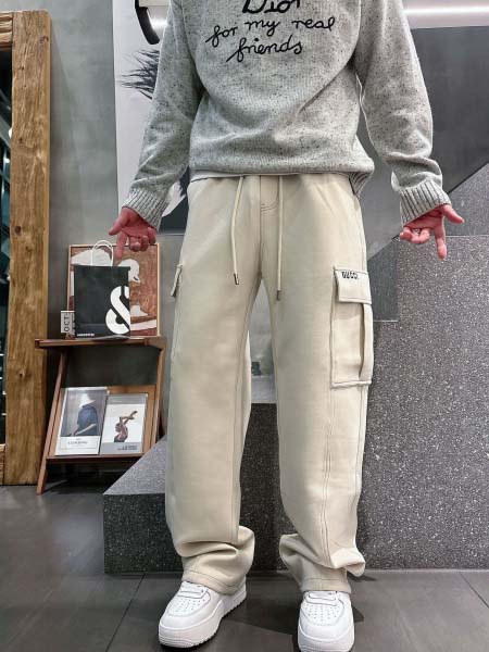 2025年12月26日秋冬新作Gucciスラックス/運動ズボ...
