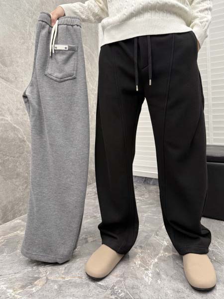 2025年12月30日新作Chrome heartsスラック...