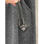 2025年12月30日新作Pradaスラックス秋冬高級品/DM工場