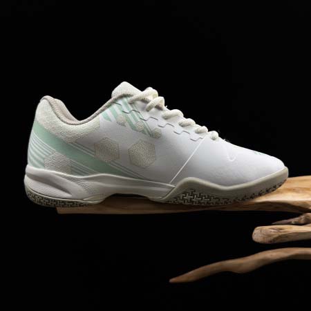 2026年1月9日入荷新品YONEX Strider Beat人気 スニーカー男女兼用/誕生日プレゼント/XH工場