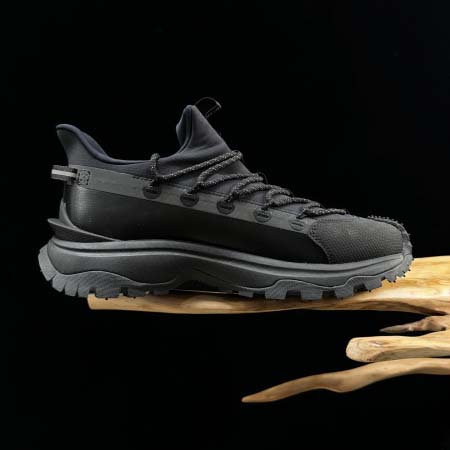 2026年1月9日入荷新品Moncler人気 スニーカー男女兼用/誕生日プレゼント/XH工場