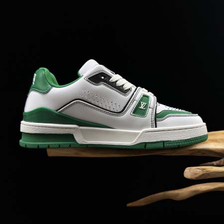 2026年1月9日入荷新品LOUIS VUITTON Trainer人気 スニーカー男女兼用/誕生日プレゼント/XH工場