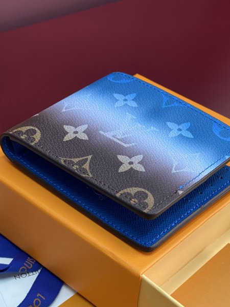 2026年1月12日新作高品質Louis Vuitton財布M28006   9x1.5x11.5cm /GQ工場
