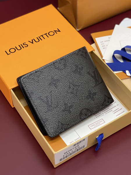 2026年1月12日新作高品質Saint Laurent財布M26744   9 x 1.5 x 11.5   /GQ工場