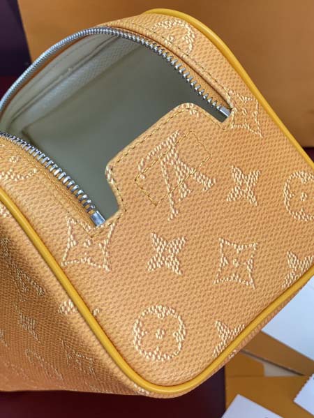 2026年1月13日新作高品質Louis VuittonバッグM27158 /Monogram Heritage13 x 12 x 20/GQ工場