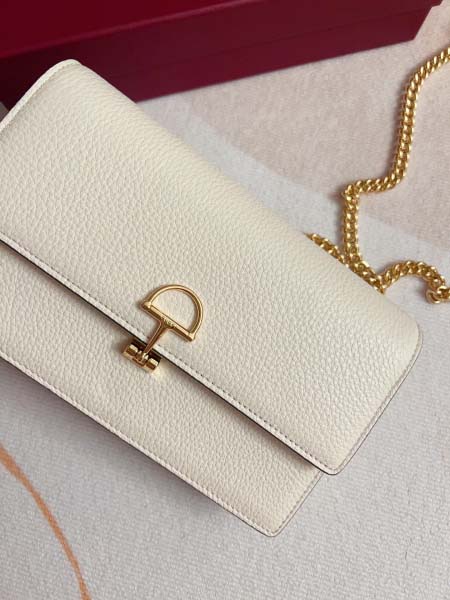 2026年1月14日新作高品質Gucciバッグ837373 / 20X13X6cm /GQ工場