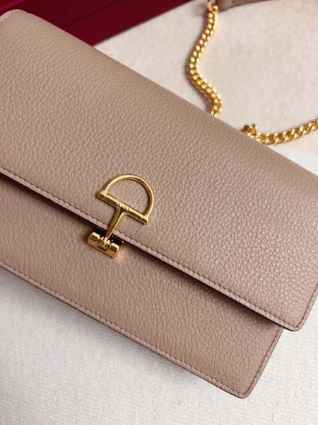 2026年1月14日新作高品質Gucciバッグ837373 / 20X13X6cm /GQ工場