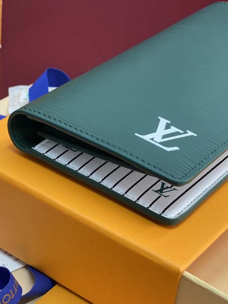 2026年1月14日新作高品質Louis Vuitton財布M25800 Brazza    size:10X19CM /GQ工場