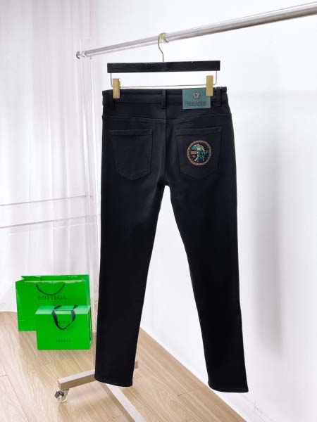 2026年1月23日新作Versaceジーパン高品質人気商品/誕生日プレゼント/FF工場