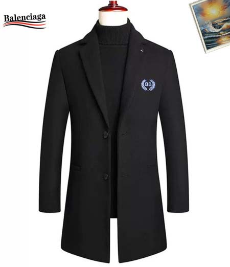 2026年1月4日Balenciaga新作秋冬のダッフルコー...