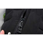 2026年1月9日Dolce&Gabbana 新作 羽毛綿のベストJX工場