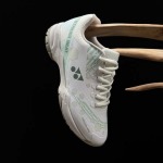 2026年1月9日入荷新品YONEX Strider Beat人気 スニーカー男女兼用/誕生日プレゼント/XH工場