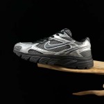 2026年1月9日入荷新品Nike Zoom Vomero 20人気 スニーカー男女兼用/誕生日プレゼント/XH工場