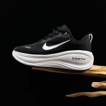 2026年1月9日入荷新品 Nike Vomero Plus 人気 スニーカー男女兼用/誕生日プレゼント/XH工場