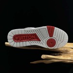 2026年1月9日入荷新品LOUIS VUITTON Trainer人気 スニーカー男女兼用/誕生日プレゼント/XH工場