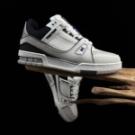 2026年1月10日入荷新品LOUIS VUITTON Trainer人気 スニーカー男女兼用/誕生日プレゼント/XH工場