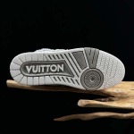 2026年1月10日入荷新品Louis Vuitton人気 スニーカー男女兼用/誕生日プレゼント/XH工場