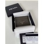 2026年1月13日新作高品質Prada名刺入れ1MC025/11.2×8.5cm/GQ工場