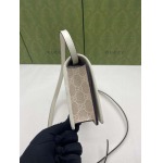 2026年1月13日新作高品質Gucciバッグ82068820*12.5*5cm/GQ工場