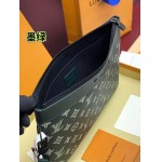 2026年1月13日新作高品質Louis VuittonバッグM81570 Monogram 30 x 21.5 x 1 /GQ工場