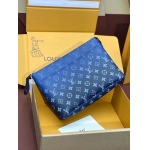 2026年1月14日新作高品質Louis VuittonバッグM11545    Monogram   Pochette Voyage 32 x 21 x 8  /GQ工場