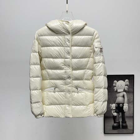 2026年1月14日新作Moncler女性ダウンジャケット高...