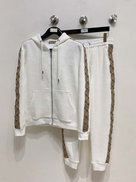 2026年1月30日入荷新作Burberryセット上下大人気...