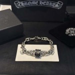 2026年1月31日入荷新品クロムハーツレトロなブレスレットギフト/誕生日/記念品/アクセサリーxin工場