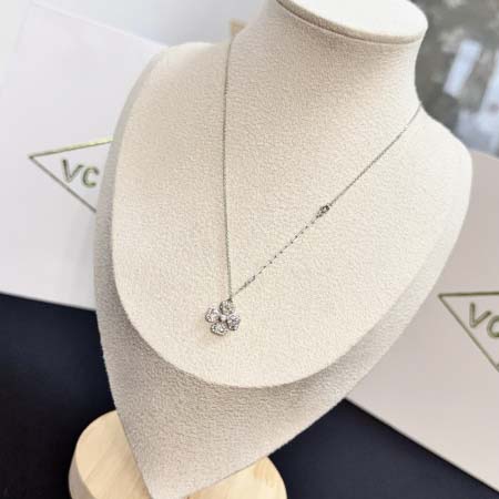2026年2月1日入荷新品van cleef & arpelsネックレスギフト/誕生日/記念品/アクセサリーxin工場