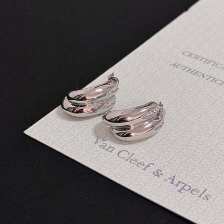 2026年2月1日入荷新品van cleef & arpelsピアスギフト/誕生日/記念品/アクセサリーxin工場