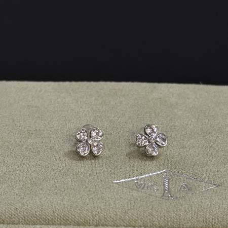 2026年2月1日入荷新品van cleef & arpelsピアスギフト/誕生日/記念品/アクセサリーxin工場