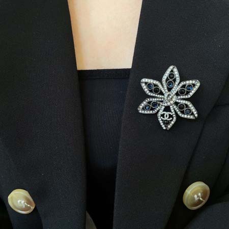 2026年2月2日入荷新品シャネルブローチギフト/誕生日/記念品/アクセサリーxin工場