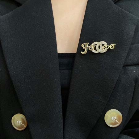 2026年2月2日入荷新品シャネルブローチギフト/誕生日/記念品/アクセサリーxin工場