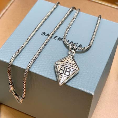 2026年2月3日入荷新品Balenciagaネックレスギフト/誕生日/記念品/アクセサリーxin工場
