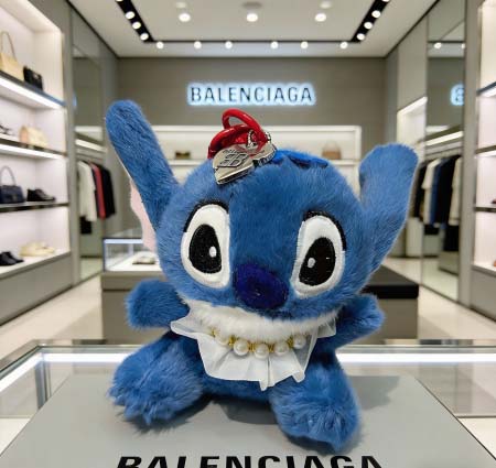 2026年2月3日入荷新品Balenciaga キーホルダー ギフト/誕生日/記念品/アクセサリーxin工場