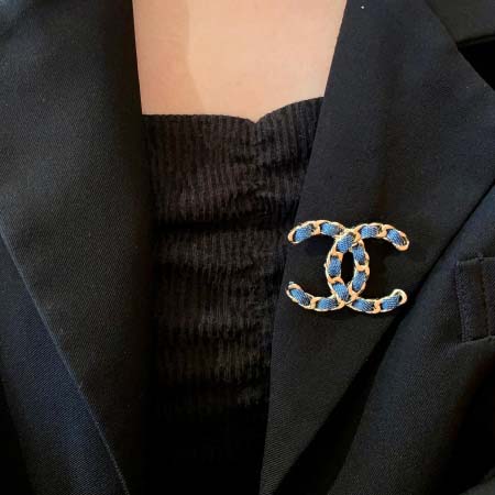 2026年2月3日入荷新品Chanelブローチギフト/誕生日/記念品/アクセサリーxin工場