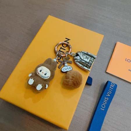 2026年2月3日入荷新品ルイヴィトン キーホルダー ギフト/誕生日/記念品/アクセサリーxin工場