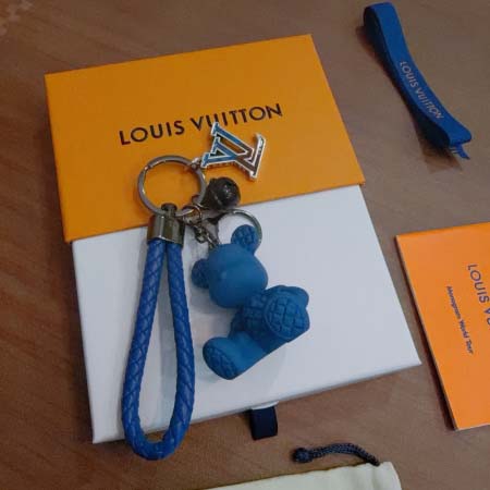 2026年2月3日入荷新品ルイヴィトン キーホルダー ギフト/誕生日/記念品/アクセサリーxin工場