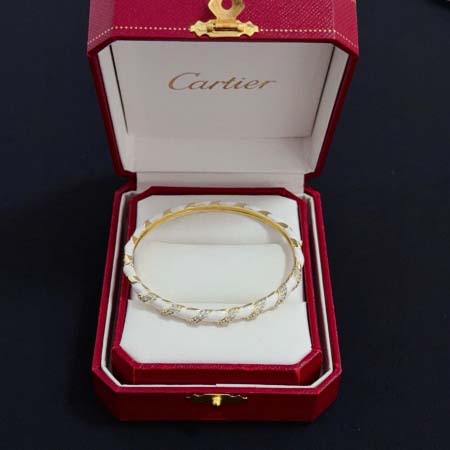 2026年2月3日入荷新品カルティエ腕輪/ブレスレットギフト/誕生日/記念品/アクセサリーxin工場