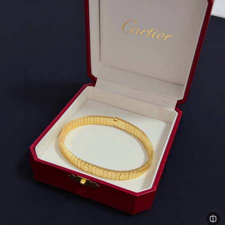2026年2月3日入荷新品カルティエブレスレットギフト/誕生日/記念品/アクセサリーxin工場