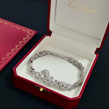 2026年2月3日入荷新品カルティエブレスレットギフト/誕生日/記念品/アクセサリーxin工場