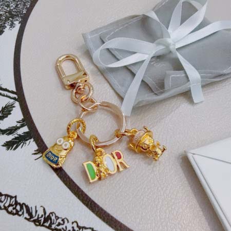 2026年2月5日入荷新品Dior キーホルダー ギフト/誕生日/記念品/アクセサリーxin工場