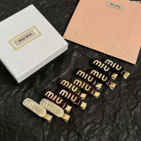 2026年2月5日入荷新品miumiuヘアピンギフト/誕生日/記念品/アクセサリーxin工場