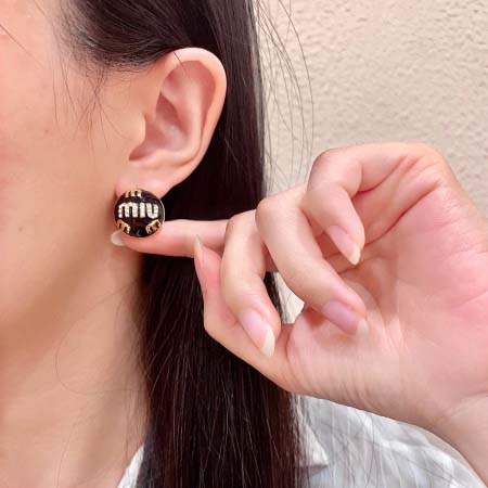 2026年2月5日入荷新品miumiuピアスギフト/誕生日/記念品/アクセサリーxin工場