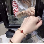 2026年2月1日入荷新品van cleef & arpelsブレスレットギフト/誕生日/記念品/アクセサリーxin工場