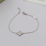 2026年2月1日入荷新品van cleef & arpelsブレスレットギフト/誕生日/記念品/アクセサリーxin工場