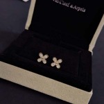 2026年2月1日入荷新品van cleef & arpelsピアスギフト/誕生日/記念品/アクセサリーxin工場