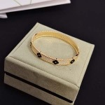 2026年2月1日入荷新品van cleef & arpels腕輪/ブレスレットギフト/誕生日/記念品/アクセサリーxin工場