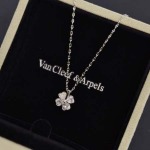 2026年2月1日入荷新品van cleef & arpelsネックレスギフト/誕生日/記念品/アクセサリーxin工場